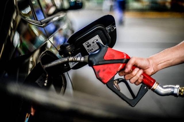 Preços da gasolina, diesel e etanol disparam nos postos de combustível